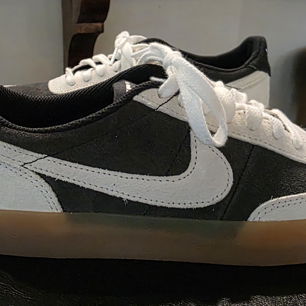 Nike Black and White Women's Sneakers